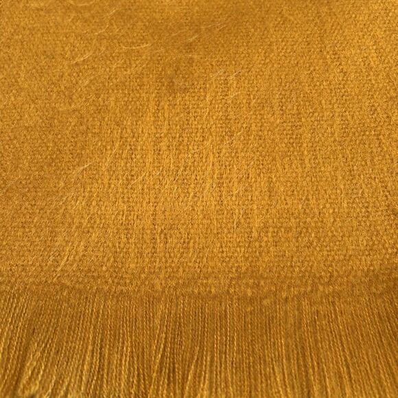 Beautiful alpaca scarf from Ecuador so soft and warm! - Picture 2 of 8